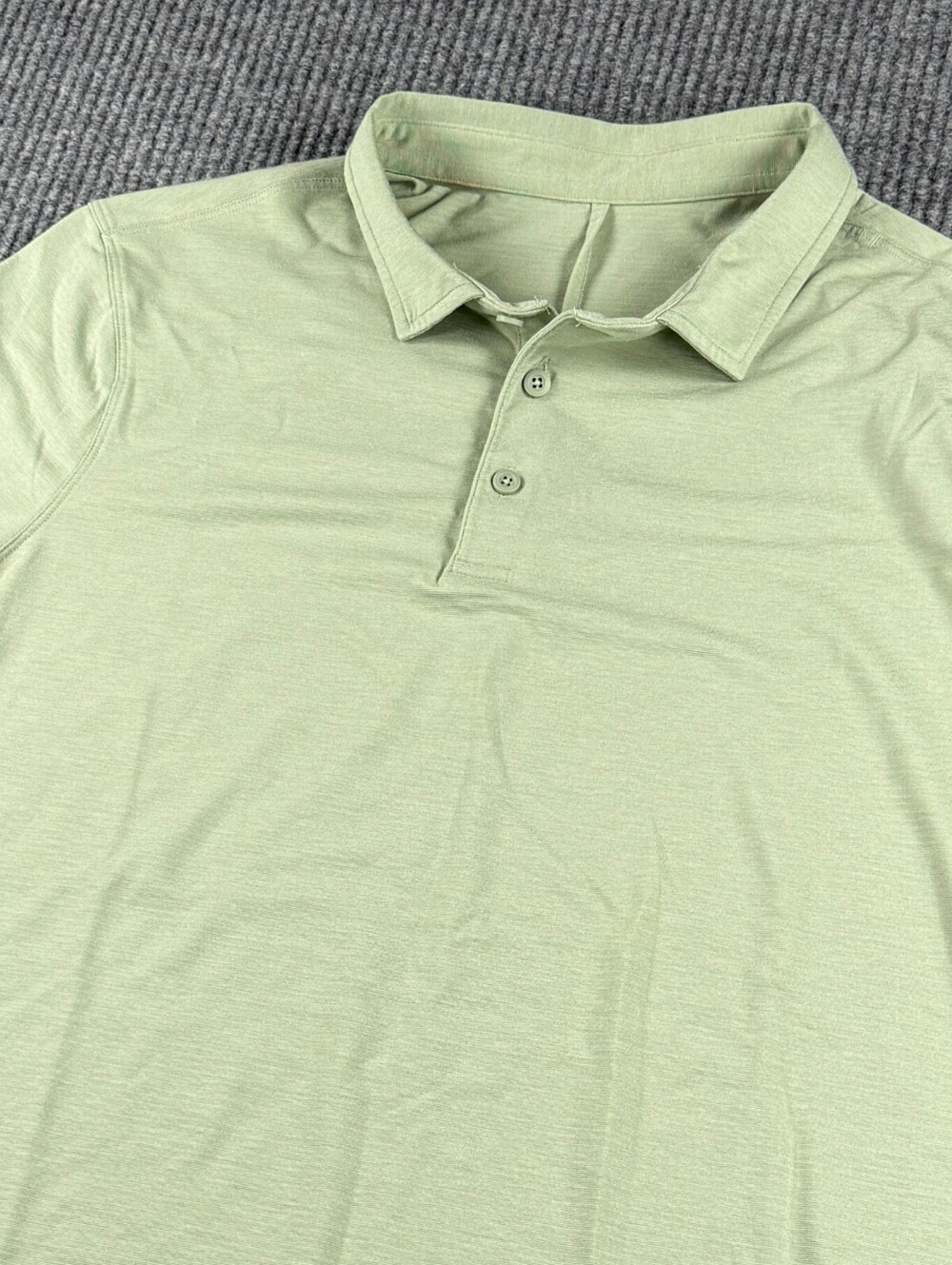 Lululemon Short Sleeve Polo Men M (No Tag) Metal Vent Performance Sage Green